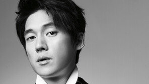 배우 송창의, 데뷔 초부터 함께한 매니저-소속사 대표와 재계약 ‘의리남’