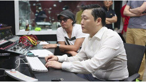 싸이, 런던올림픽 공식 응원가 부른다