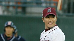 [포토] 김병현, 2승에 웃음이 저절로~