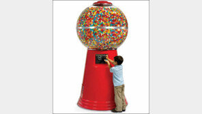 평생 씹을 껌 “어마어마한 양에 기부터 죽네” 