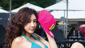 ‘압구정 가슴녀’ 박세미 ‘멘붕 올 비키니 자태’