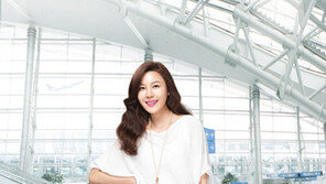 김하늘, 휴가떠나는 모습 포착? ‘쭉 뻗은 각선미’