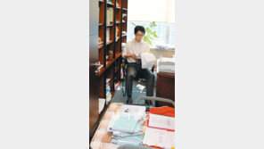 [Lawfirm&Biz]법률시장 개방+로스쿨 제도, 변호사 위기로 다가오다