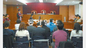 [Lawfirm&Biz]1회 변호사시험 50명 응시해 전원합격, 경희대 법학전문대학원