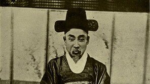 흥선대원군 한글편지, “아내 아닌 며느리 명성황후가 수신인?”