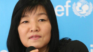 신경숙 “북한 가서도 어린이는 못봐… 함께 돕고 싶다”