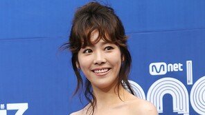 [SD포토] ‘20's Choice’ 한지민, 섹시의 아이콘되나? ‘파격 노출’