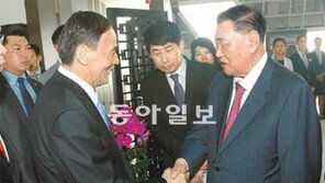 정몽구 회장, 여수박람회서 中 부총리 면담