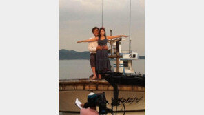 박진영, 손이 어디에? 민효린 허리 잡더니… 