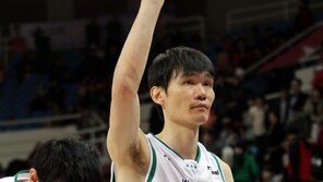 김주성 6억…8시즌연속 KBL 연봉킹