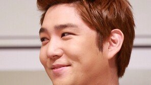 [SD포토] 돌아온 강인 ‘소녀시대 능가하는 관심 한몸에’