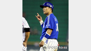 [포토] 이승엽, 쳤다하면 안타 ‘이정도 쯤이야’