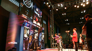 다트 고수들, 2600만원을 꽂아라