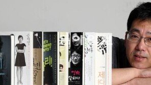 양익준 ‘똥파리’는 31번째 인터뷰책, ‘닥치고…’는 맘껏 떠들게 해 잘나와