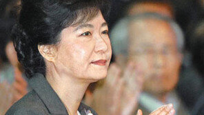 朴 “사조직 폐해 안돼”… 3단계 공조직化 시동