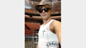 이특 입대 시기, “강인 나오고 이특 가는구나” 