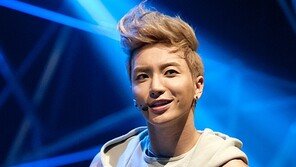 [포토] 이특, 시선 뗄 수 없는 ‘짐승남 팔뚝’