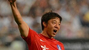 [포토] ‘K리그 올스타전’ 황선홍 ‘골 감각은 여전해!’