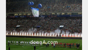 [포토] ‘K리그 올스타전’ 10년전 향수에 흠뻑 빠진 선수들과 관중들