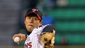 투수 김광삼, 헬멧쓰고 전력 질주한 사연