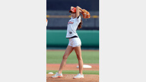 [포토] 금단비, 돋보이는 S라인으로 섹시 와인드업