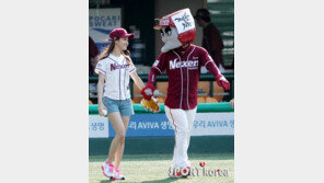 [포토] 치치 수이, 턱돌이도 반한 청순한 외모