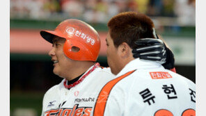 [UP&DOWN] 부상투혼 김태균, 4할 재진입 눈앞 外