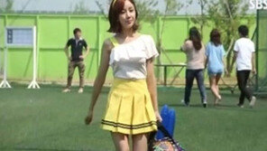 ‘의외로 글래머?’ 윤진이, 반전 볼륨 몸매 ‘깜짝’