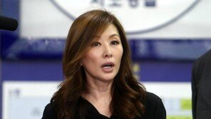 이미숙, 경찰 조사 “연예계 위해 진실 밝힐 것”