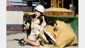 민효린, ‘천의 얼굴’ 사기꾼으로 변신…코믹연기 기대