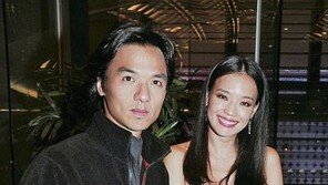 ‘왕리홍 옛 연인’ 서기, 새 남자친구와 일본 밀회… 진짜?