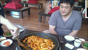 김준현 닭갈비 앞에 두고 초집중 ‘너무 간절해’
