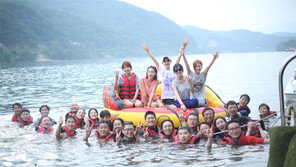 유준상-한혜진-문근영-김아중 등 MT현장 직찍 ‘시상식이야?’