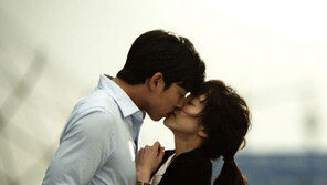 공유 ‘케미킹’ 등극, “스캔들이 안 날래야 안 날 수 없어!”