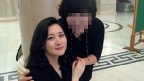 이영애, 실물 보니…뱀파이어 외모 ‘나이 예측 불가’