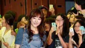 [포토] 박보영, 초미니 입고 ‘사뿐사뿐’
