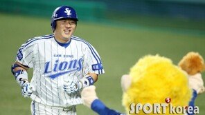 [포토] 최형우, 통산 100호 달성…입가에 미소 가득