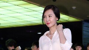 [SD포토] 채시라, 후배들 기죽이는 ‘미친 존재감’