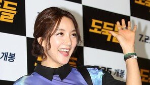 [SD포토] 바다, 초미니 시스루 하의 ‘경악’
