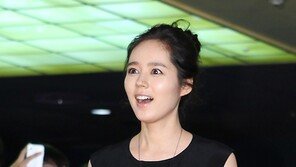 [SD포토] 한가인, 놀라는 표정도 ‘러블리’