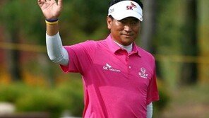 최경주, 존디어 클래식 1라운드 6언더파…공동 3위 올라