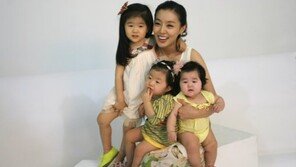 ‘샤크라’ 이은, 엄마보다 예쁜 세 딸 미모 봤더니…   