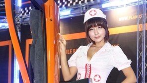 [2012 서울오토살롱] 류지혜, 세계 최강 섹시 간호사