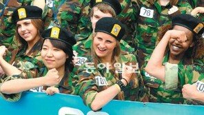 참전용사 후손 “특전사 오니 알통 불끈”