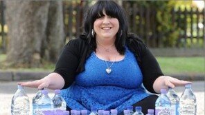 물 24L 마시는 여성, “물 먹는 하마가 따로 없네”