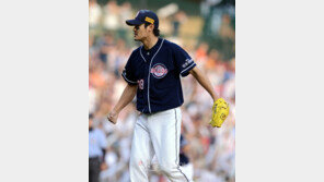 김진욱 감독 “전반기 수훈선수 노경은”