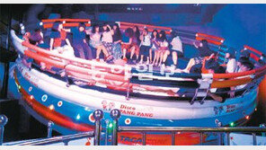 [Hidden Champion]‘디스코 팡팡-카페-노래방’ 게임 복합시설 선도 코메드 실업