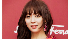 [우먼 동아일보 스타 뷰티] 여름 메이크업의 정석~ 한고은 ‘매트&심플 메이크업’