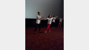 문정희, 300만 돌파 ‘살사댄스’…기쁨 온몸으로 표현