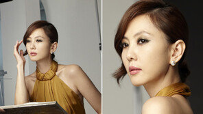 ‘국민 며느리’ 김남주, 무보정 명품 등라인 노출 